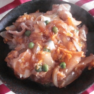 めんつゆで簡単 豚肉の卵とじ丼 レシピ 作り方 By まーたん58 楽天レシピ めんつゆで簡単 豚肉の卵とじ丼 レシピ 作り方 By まーたん58 楽天レシピ